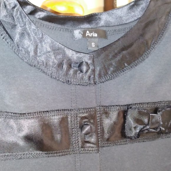 Elegant Luxury Sweater, Made by Aria, Unique design, Size - S - Picture 4 of 4